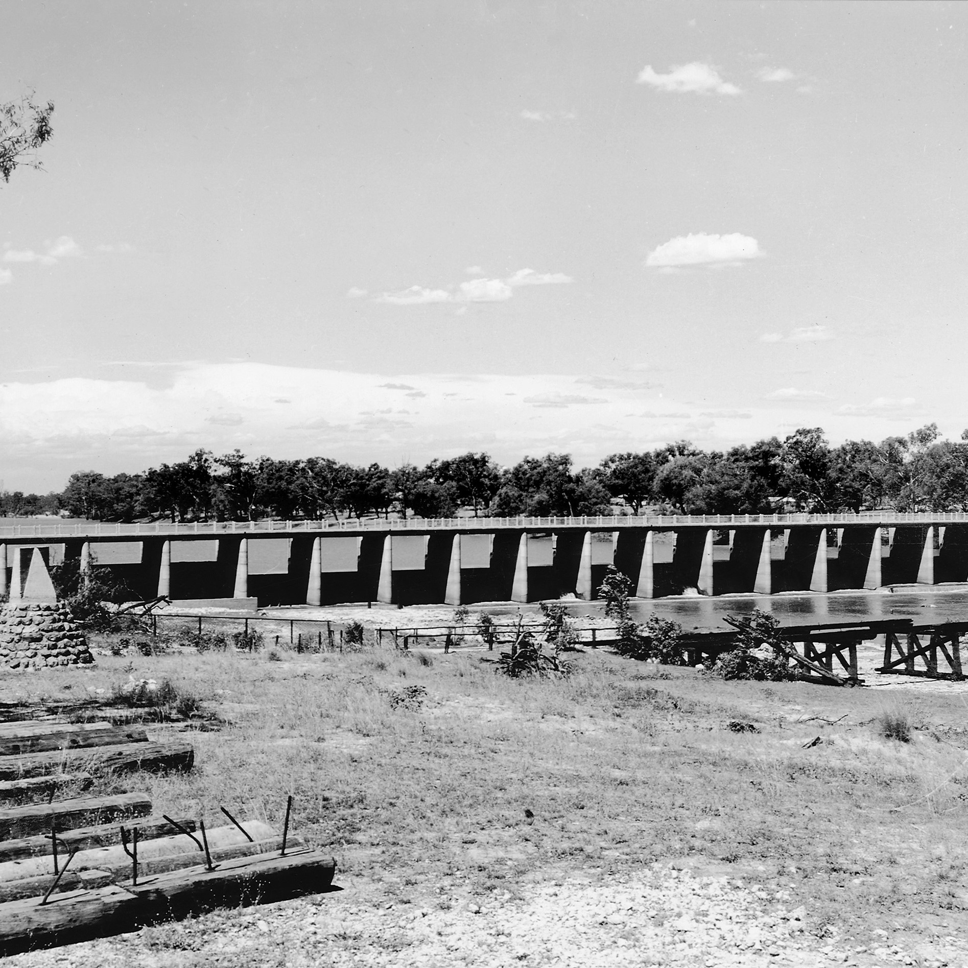 Weir at St George, circa 1954